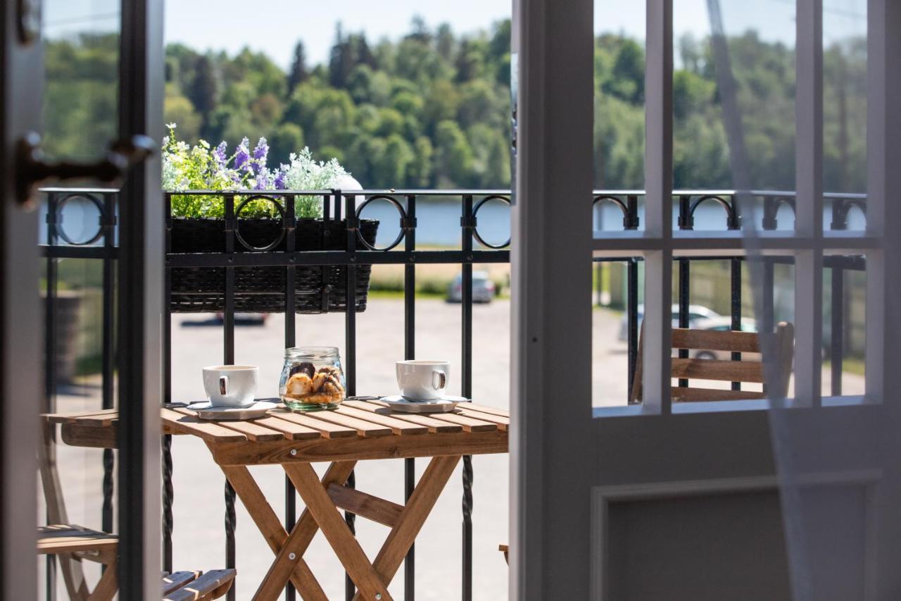 Aasa Kuelalistemaja Hotel Viljandi  Buitenkant foto
