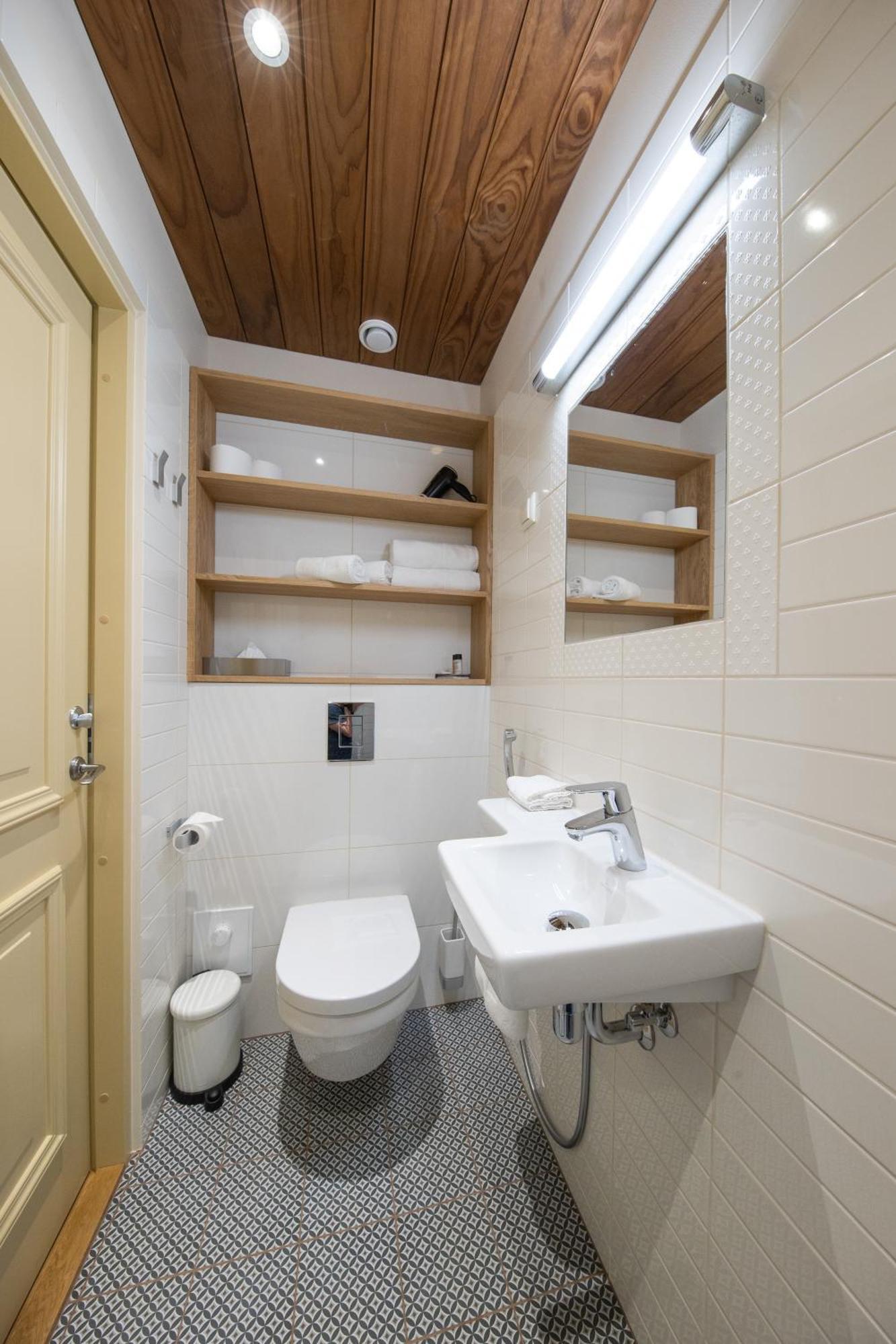 Aasa Kuelalistemaja Hotel Viljandi  Kamer foto